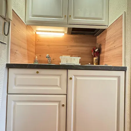 Dans Residence, Piscine Lagon, Tennis Et Aire De Jeux